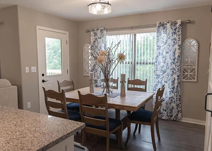Brand New 2 Bedroom With Office Loves Park
