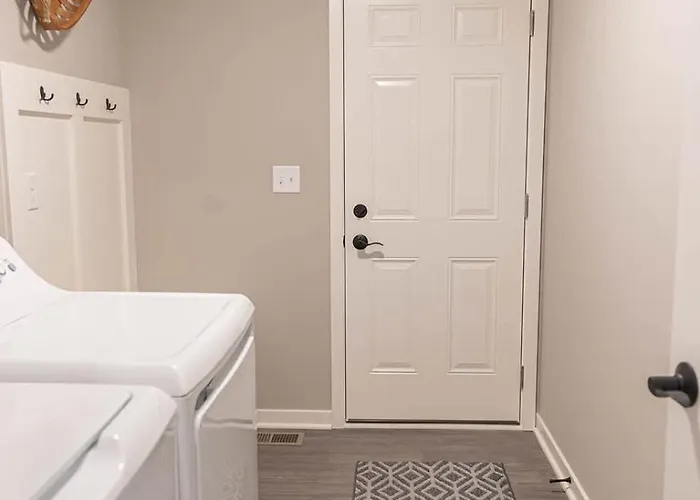 Brand New 2 Bedroom With Office * Loves Park