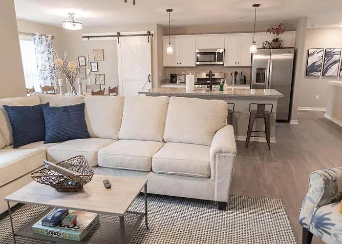 Brand New 2 Bedroom With Office Holiday home Loves Park